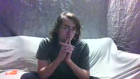 Snapshot of loonerangel chatting on 5, 2, 2025 LoonerAngel online show from 5, 2, 2025