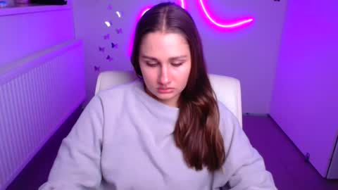 Lora online show from 1, 11, 2025