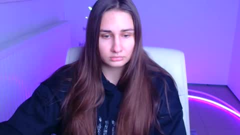 Lora online show from 18, 1, 2026