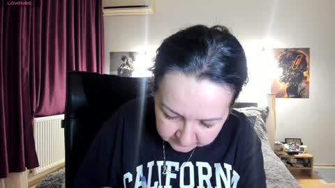 Lora online show from 31, 12, 2024