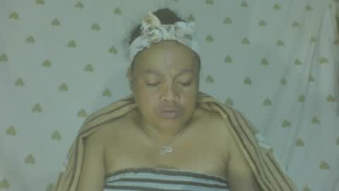 Snapshot of lorahvane chatting on 24, 6, 2026 LorahVane online show from 24, 6, 2026