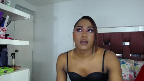 Snapshot of lorainebigdickts chatting on 15, 12, 2025 Loraine online show from 15, 12, 2025