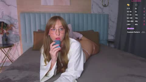Snapshot of loraineluff chatting on 26, 4, 2026 Loraine online show from 26, 4, 2026