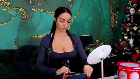 Miss online show from 10, 12, 2024