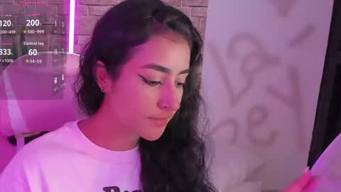 lore_rey online show from 20, 2, 2026