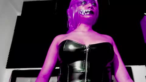 Lore Depp online show from 17, 10, 2025