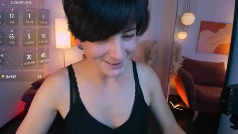 Loren online show from 15, 10, 2025