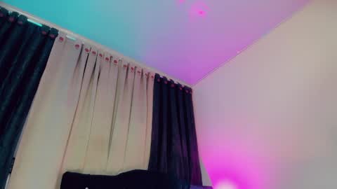 Snapshot of lorena_capelli_ chatting on 10, 5, 2026 lesly lorena online show from 10, 5, 2026
