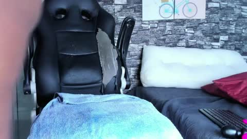 Ashley Cotez online show from 10, 4, 2026