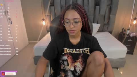 Lorena Vieira  online show from 10, 3, 2025