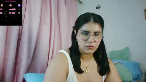 Snapshot of lorenasofia chatting on 12, 9, 2025 sofia online show from 12, 9, 2025