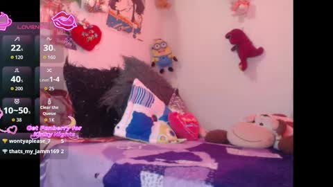 Snapshot of lorenitha_20 chatting on 2, 11, 2025 lorenitha online show from 2, 11, 2025