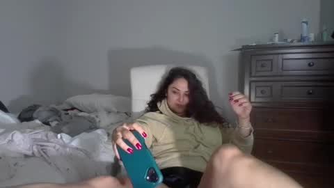 lorenlovely online show from 7, 10, 2025