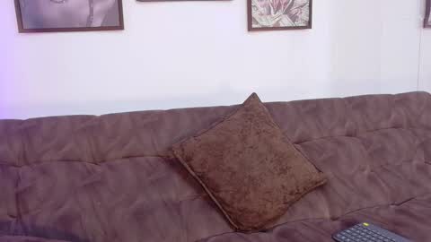 loretahorny online show from 20, 12, 2025