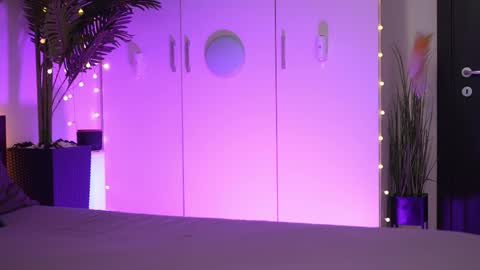 LoretteLorena online show from 1, 2, 2026