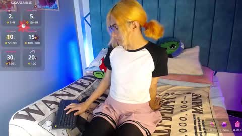 Snapshot of lorettmatthew chatting on 23, 10, 2025 LorettMatthew online show from 23, 10, 2025