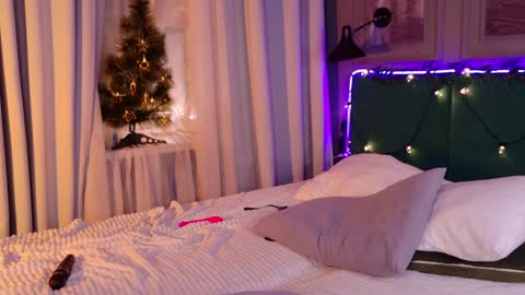 Lori online show from 19, 12, 2024