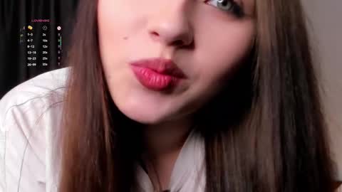 Mia online show from 27, 10, 2025