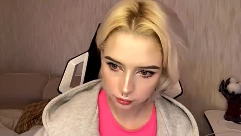 Isabel online show from 23, 11, 2025