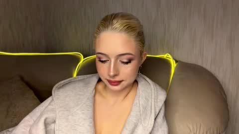 Isabel online show from 26, 11, 2025