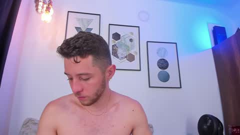 Snapshot of los_juanes chatting on 7, 1, 2025 JUAN JUAN online show from 7, 1, 2025