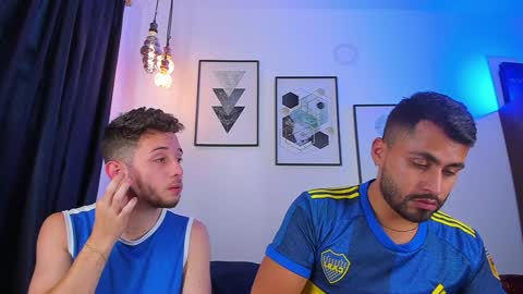 Snapshot of los_juanes chatting on 10, 1, 2025 JUAN JUAN online show from 10, 1, 2025