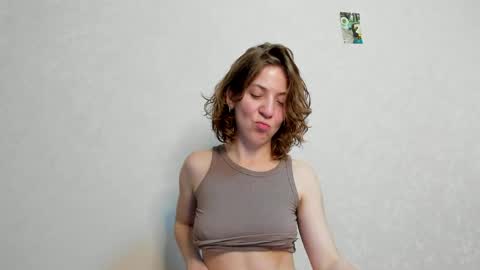 Snapshot of lost_moon chatting on 21, 5, 2026 lost_moon online show from 21, 5, 2026