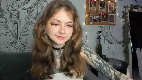 Snapshot of lostallice chatting on 4, 10, 2025 lostallice online show from 4, 10, 2025