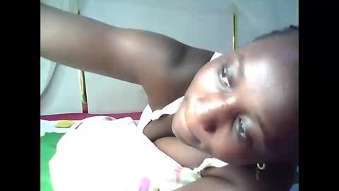 Snapshot of lotty_lavilla chatting on 13, 5, 2026 lotty_lavilla online show from 13, 5, 2026