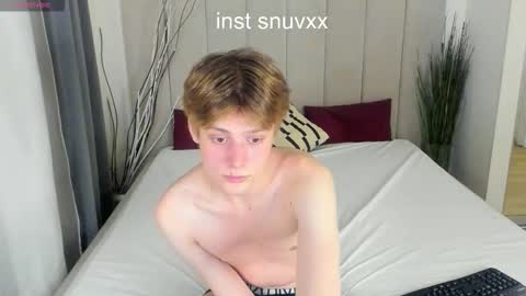 Snapshot of louie_evans chatting on 27, 10, 2025 louie_evans online show from 27, 10, 2025