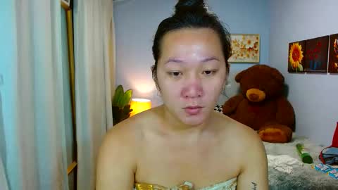 Snapshot of louie_sexy chatting on 14, 10, 2025 Cathy online show from 14, 10, 2025