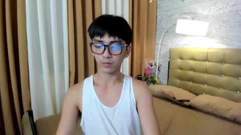 Snapshot of louieismy_name chatting on 1, 4, 2026 ignot ursh online show from 1, 4, 2026