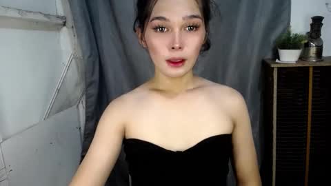 louilalicious online show from 11, 9, 2025