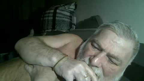 louis_chokdee online show from 6, 3, 2025