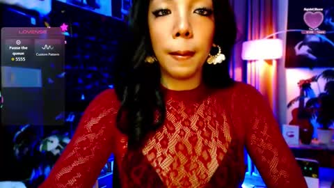 Snapshot of louisassy chatting on 25, 5, 2026 Louisa online show from 25, 5, 2026