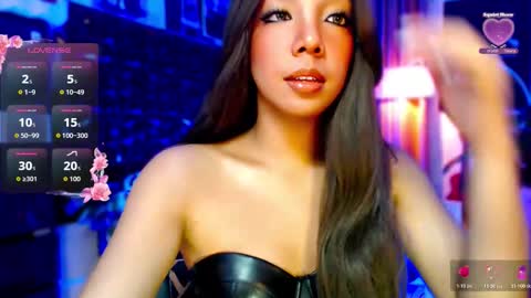 Snapshot of louisassy chatting on 27, 5, 2026 Louisa online show from 27, 5, 2026