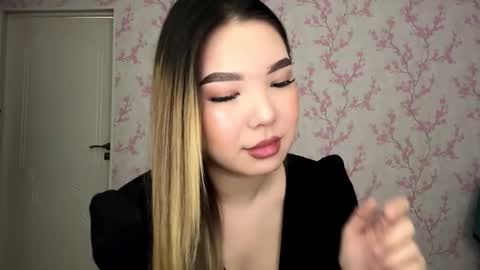 Loulse online show from 26, 3, 2026