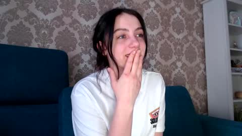 Snapshot of louise_phlox chatting on 12, 3, 2025 Louise online show from 12, 3, 2025