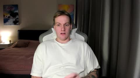 Snapshot of louisjafferson chatting on 30, 12, 2024 Louis online show from 30, 12, 2024