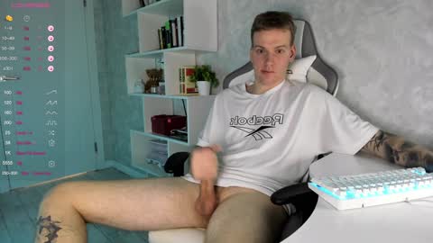 Snapshot of louisjafferson chatting on 8, 2, 2025 Louis online show from 8, 2, 2025