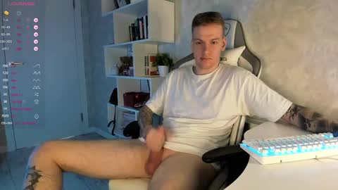 Snapshot of louisjafferson chatting on 21, 2, 2025 Louis online show from 21, 2, 2025