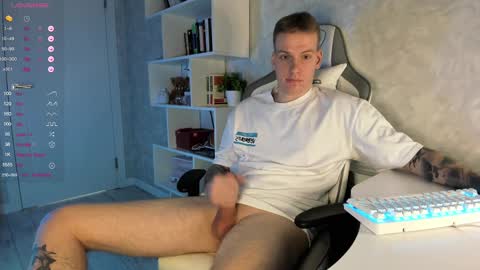 Snapshot of louisjafferson chatting on 24, 2, 2025 Louis online show from 24, 2, 2025