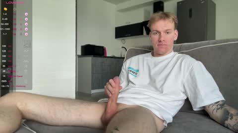 Snapshot of louisjafferson chatting on 15, 9, 2025 Louis online show from 15, 9, 2025