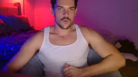 Snapshot of louisvalmer chatting on 16, 10, 2025 Louis Valmer online show from 16, 10, 2025