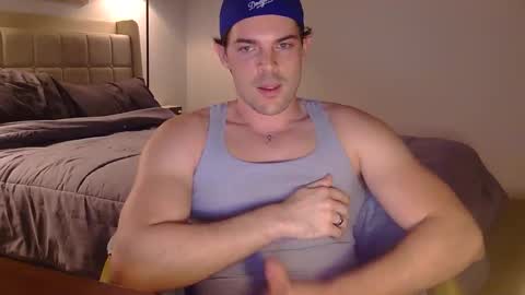 Snapshot of louisvalmer chatting on 1, 3, 2026 Louis Valmer online show from 1, 3, 2026