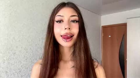 Snapshot of louiswawrzyniak chatting on 20, 7, 2026 Flora online show from 20, 7, 2026