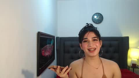 Snapshot of lovabletrans_deia chatting on 28, 5, 2026 DEIA online show from 28, 5, 2026