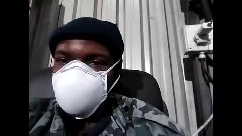 Snapshot of lovbro chatting on 28, 10, 2025 lovbro online show from 28, 10, 2025