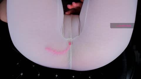 Kira online show from 9, 10, 2025