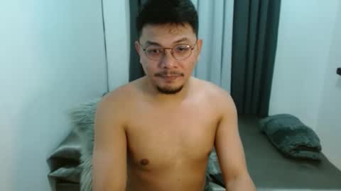 Snapshot of love_hottieh chatting on 4, 10, 2025 love_hottieh online show from 4, 10, 2025